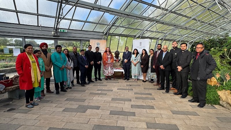 Consulate officials offered floral tributes to Mahatma Gandhi’s bust at Saughton Park on Gandhi Jayanti day.