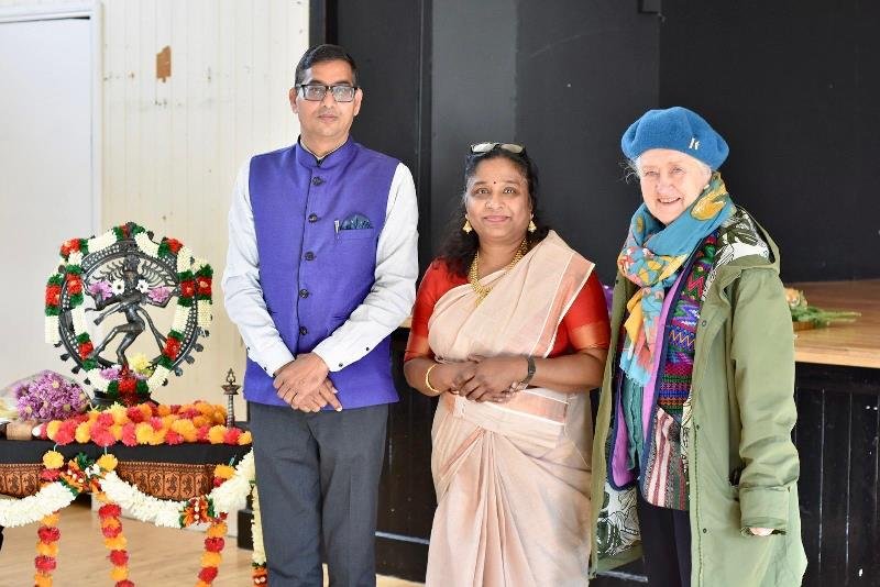 Consul celebrated Saraswathi Pooja with the talented students at Abhinaya Dance Academy, Glasgow.