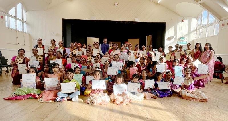 Consul celebrated Saraswathi Pooja with the talented students at Abhinaya Dance Academy, Glasgow.