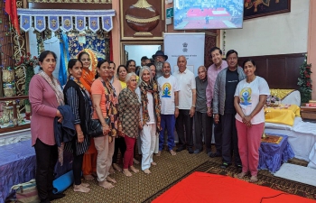 9th International Day of Yoga - Glasgow Hindu Mandir 