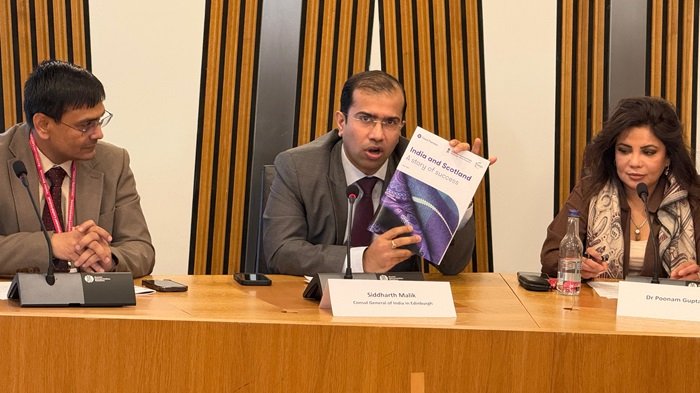 Consul General attended the signing ceremony of MoU between FICCI & Scottish Financial Enterprise at the Scottish Parliament